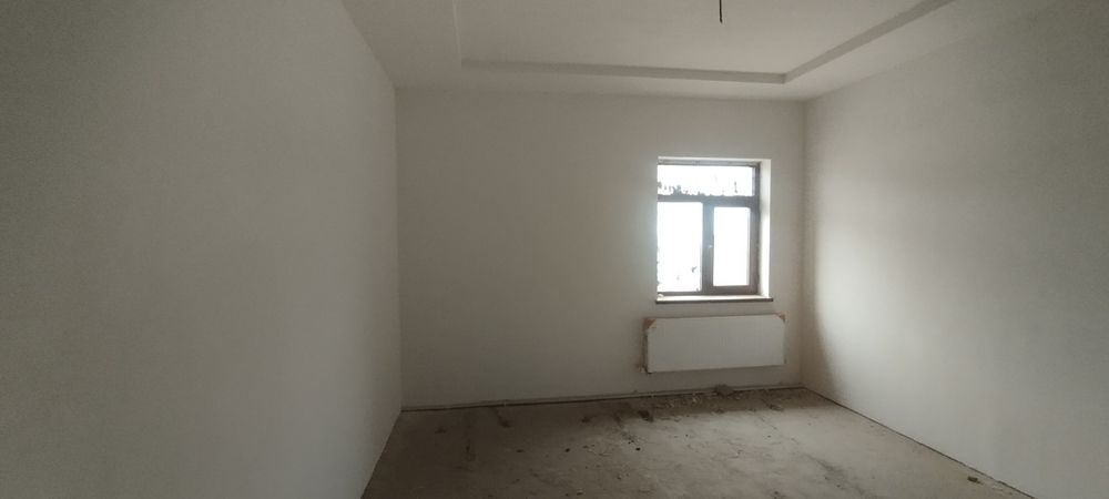 Uy sotiladi 6sotixdan iborat amir Temur mahhalasida zamonaviy uy