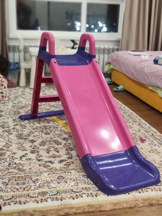 Продам детскую горку