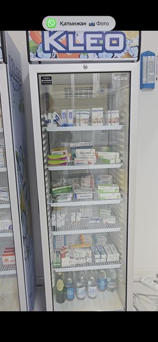 Витринный холодильник