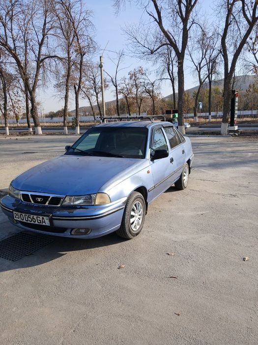 Moshena Nexia 1 yaxshi xolatda