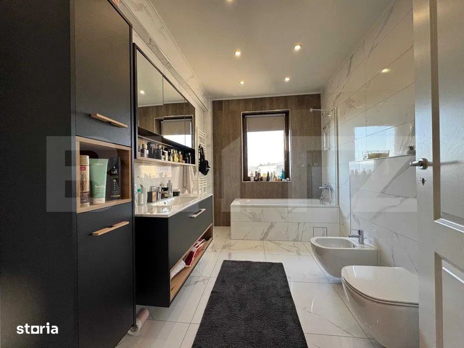 Apartament de vanzare, 3 camere, 102 mp, 2 balcoane - RIVUS