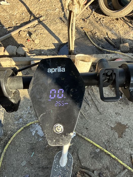 Aprilia trotineta vand sau schimb