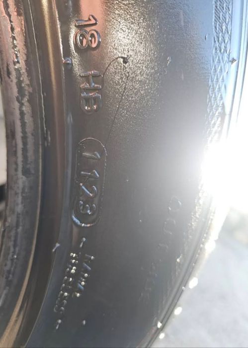 Vind 2 anvelope 215/55R18.11.2023 .de vara.mai multe detli la tel