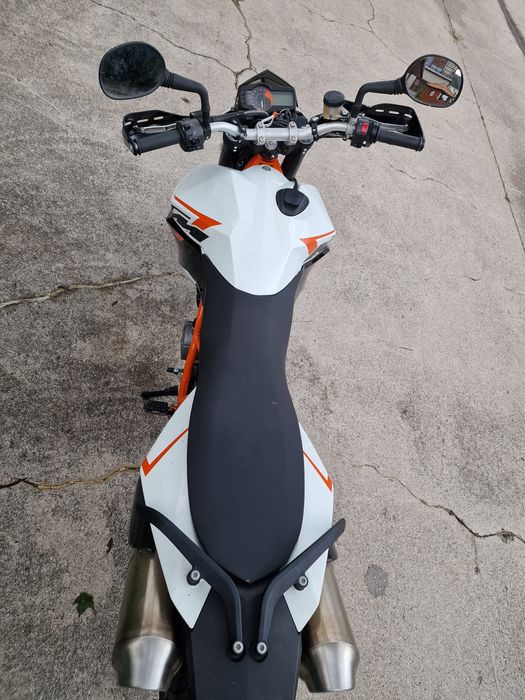 KTM Supermoto 990