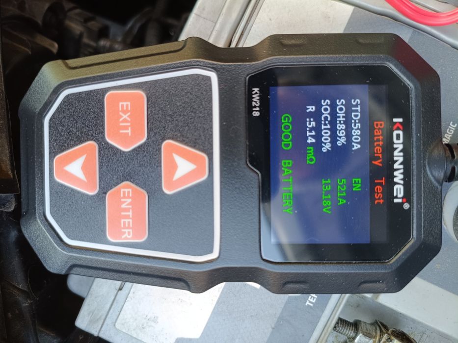 KONNWEI KW218 - Tester / Analizor Baterie Auto 6V / 12V, rating 100 - 2000 CCA, capacitate 2 - 220 Ah - NOU / SIGILAT