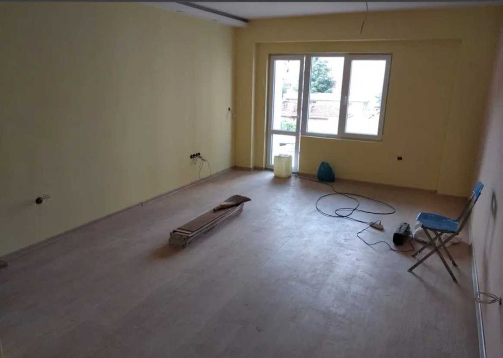 Продава се Тристаен апартамент в София, Център - 117 кв.м за 1881 €/кв.м - Снимка #1