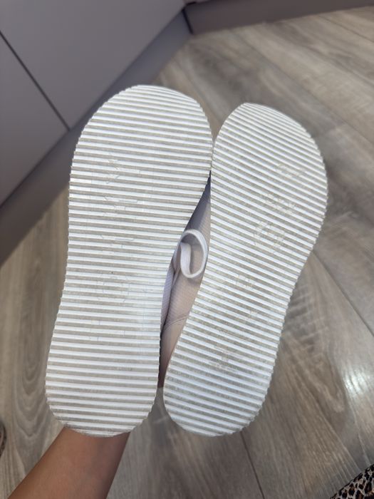 Кроссовки Tommy Hilfiger 37р