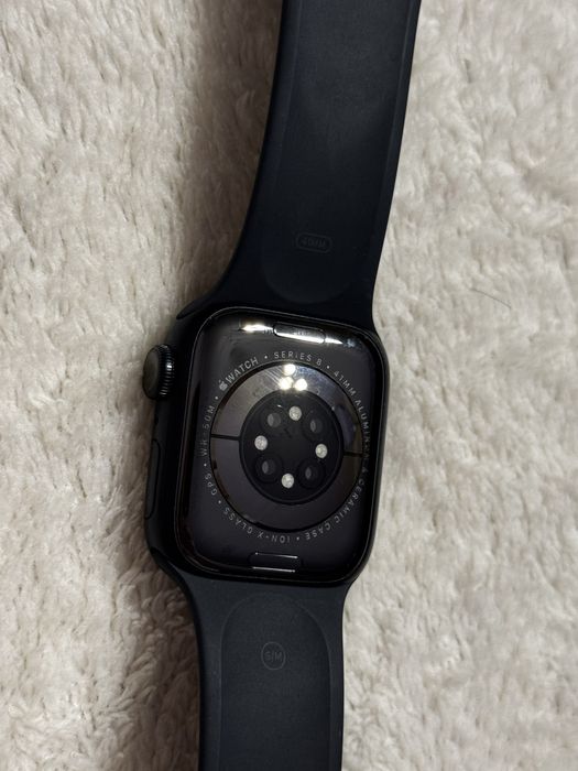 Apple watch series 8