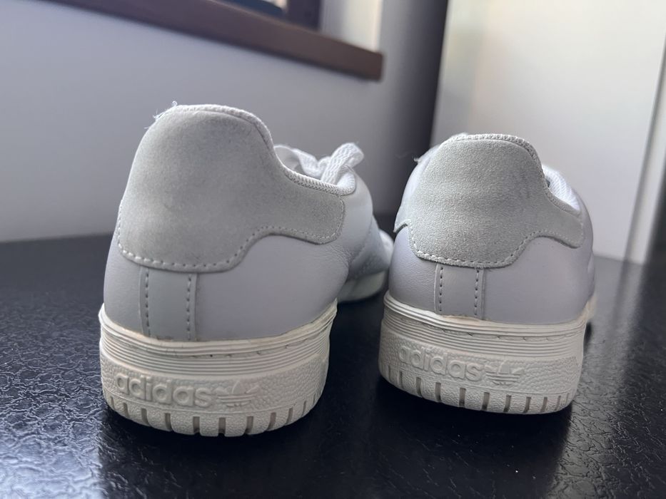 Adidasi piele naturală nr.39,5