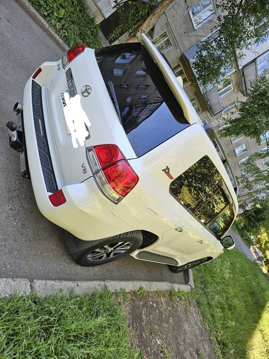 Продам TOYOTA LC 200
