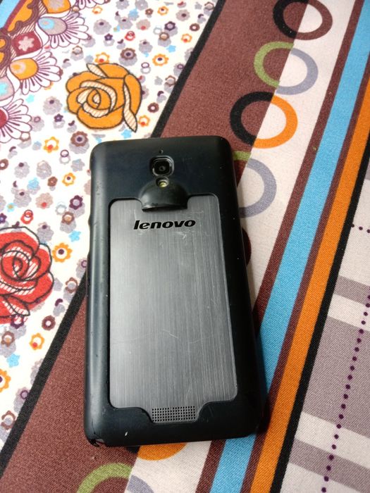 Телефон Lenovo S660