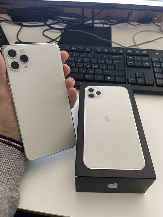 Iphone 11 pro max в идеальном состаянии каробка документ