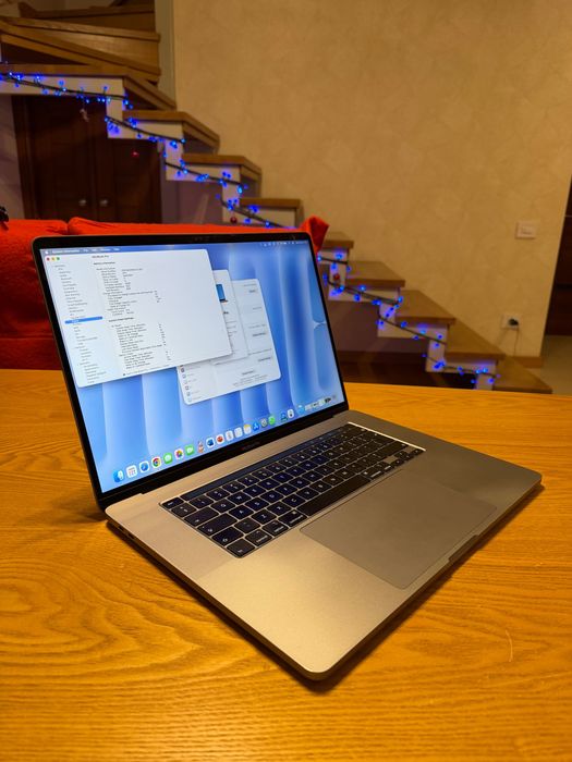 Laptop Apple MacBook Pro 2019 16" intel i7 Touchbar 500 GB SSD