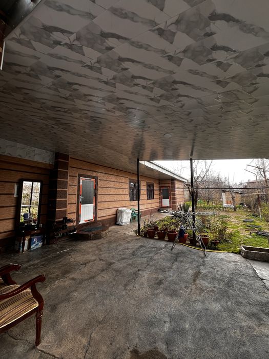 Gazalkent shahrida 7 sotixli uy sotiladi