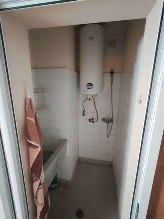 Дава се под наем Четиристаен апартамент в Варна, Лятно кино Тракия - 110 кв.м за 459 € - Снимка #10