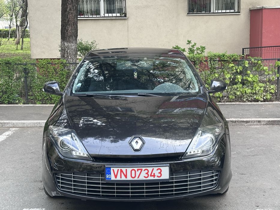 Renault Laguna Coupe 2013