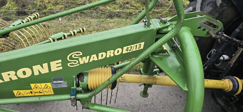 Grebla de adunat fan iarba lucerna krone swadro 42/13