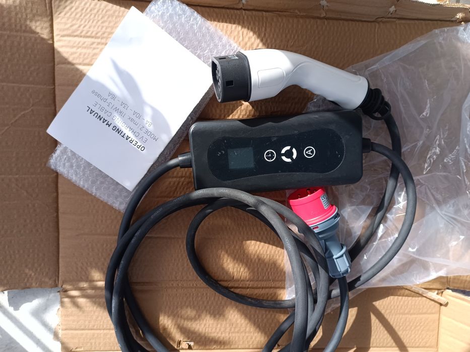 Încărcător auto EV typ 2 , 3KW automat și programabil 220V