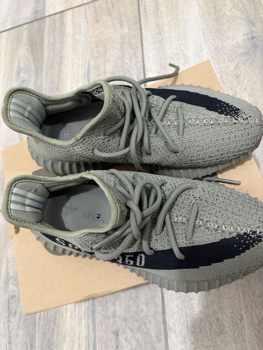 adidas Yeezy Boost 350 v2 Granite