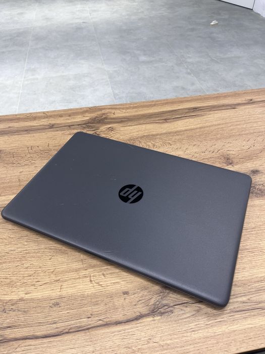 Ноутбук HP 250 G6