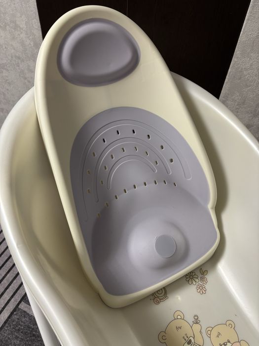 Ванночка детская с подставкой