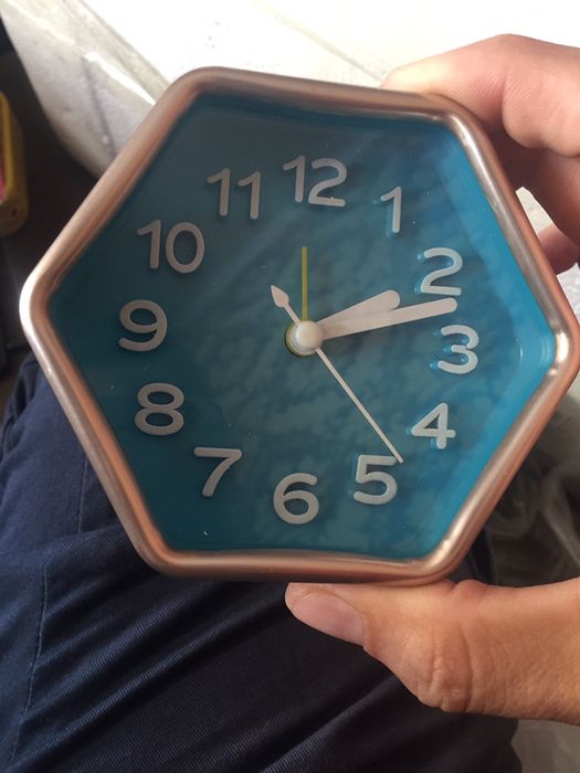 Настольные Часы без будильника