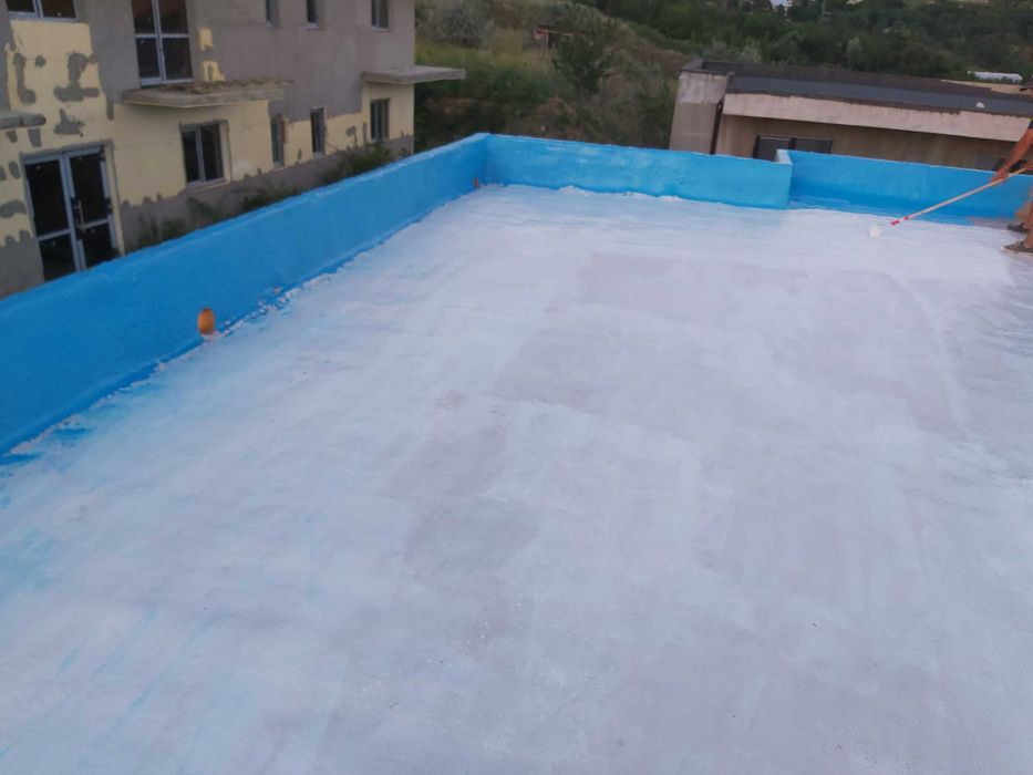 Izolatii profesionale Eficienta maxima Spuma poliuretanica si poliuree