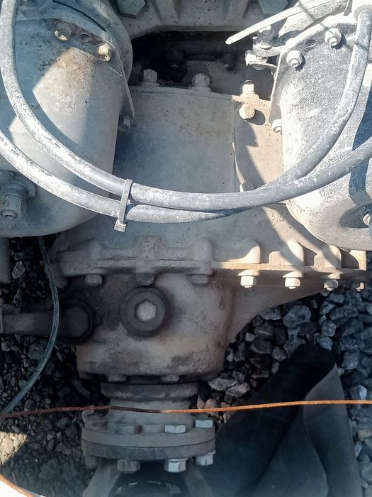 Продам полуприцеп китаец Howo