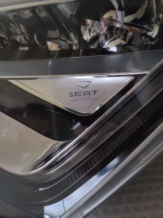 Фар ляв Seat Ateca Сеат Атека Перфектен