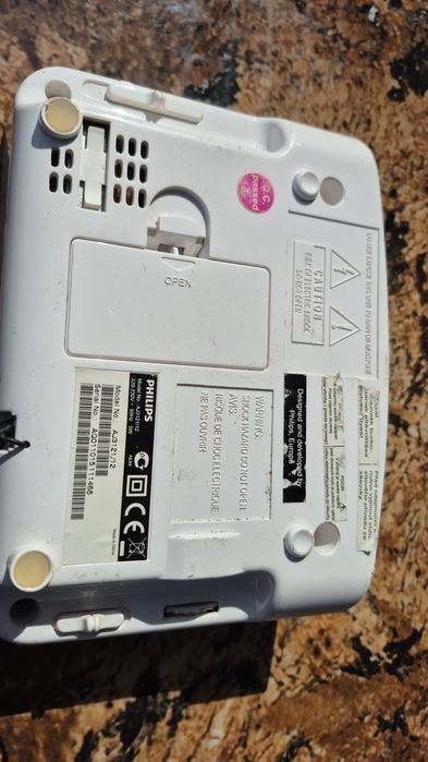 Vând Radio Philips de masa cu ceas digital,model Aj - 3121

- radi