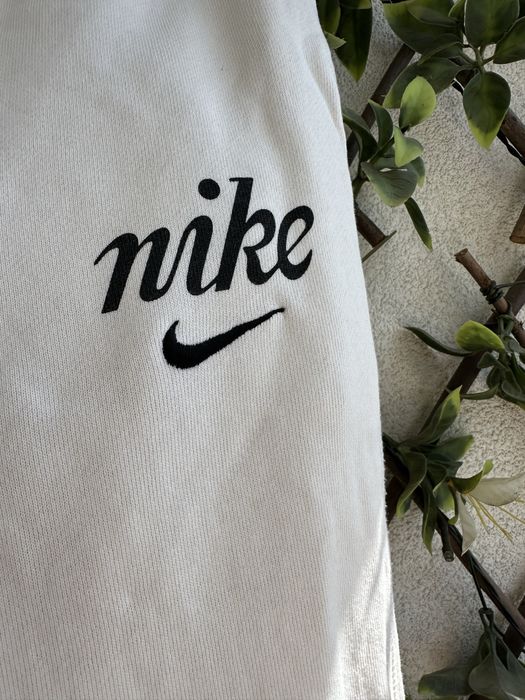 Pantaloni de trening nike crem S
