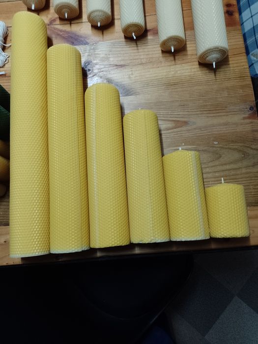 Vând lumânări ceara naturala