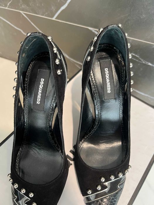 Обувки в черно на DSQUARED2