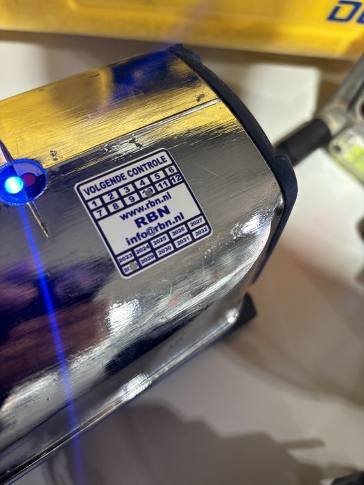 Nivela laser canalizare spectra topcon hilti