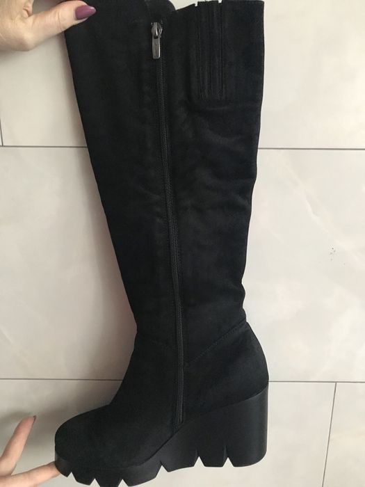 Замшевые сапоги 40 размер,