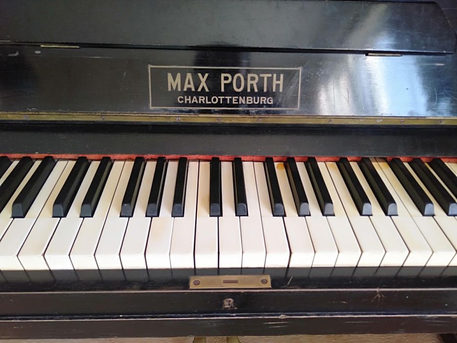 Продам немецкое пианино