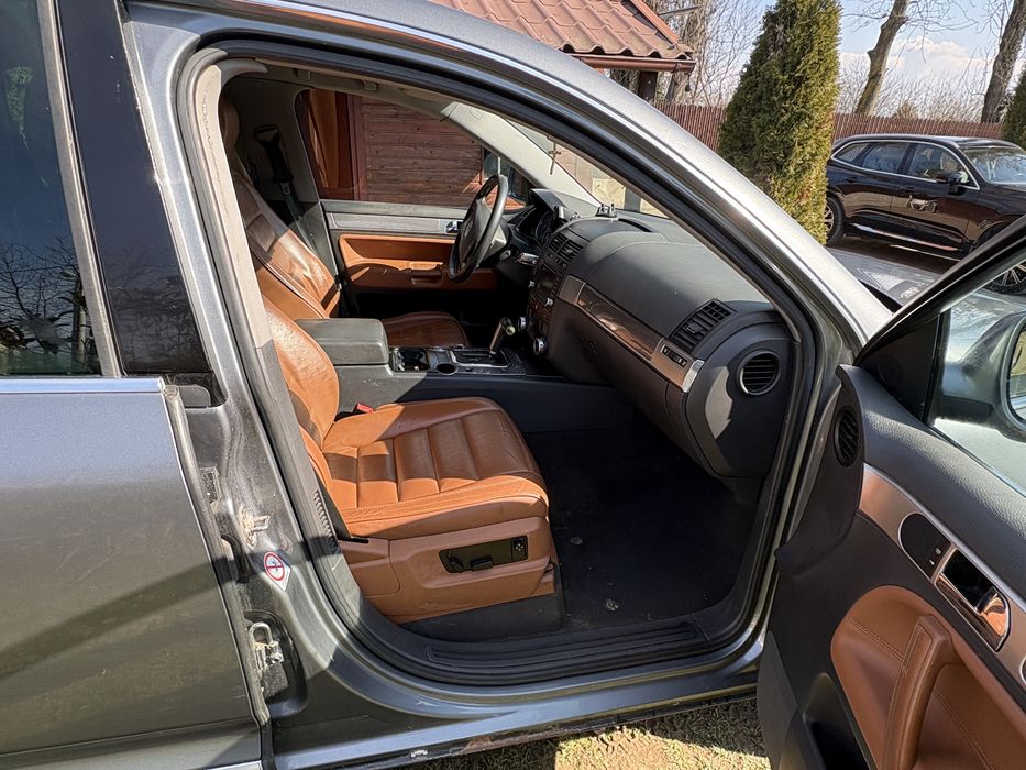 Vând Volkswagen touareg 2.5 D