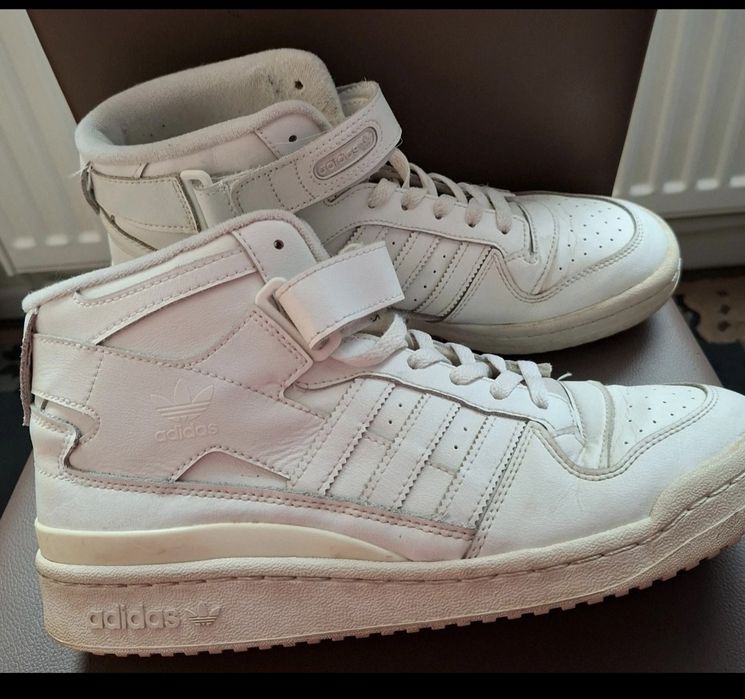 Adidași albi  adidas