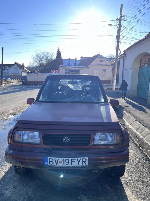 Vând Suzuki Vitara