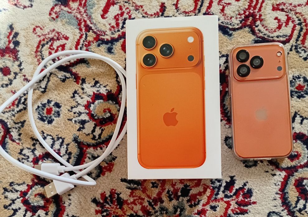 Продам мин айфон 17 про мах нов...