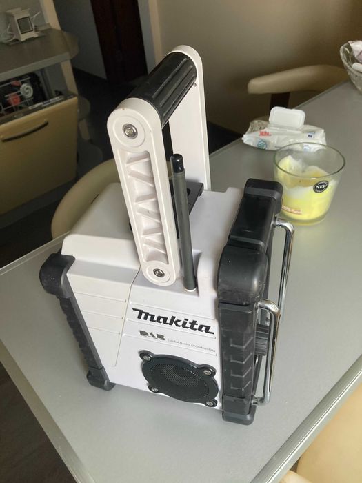 Радио Makita DMR 104