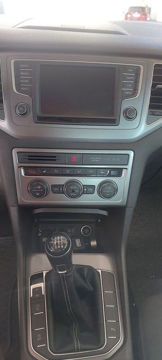 VOLKSWAGEN Golf Sportsvan 2015 — imagine 4