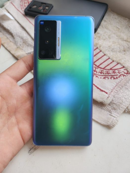 Продам Vivo x70 pro