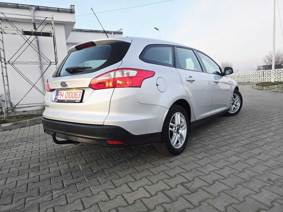 FORD Focus 2013 — imagine 4