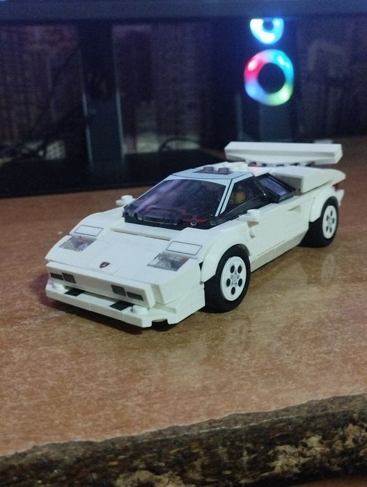 Продам конструктор лего