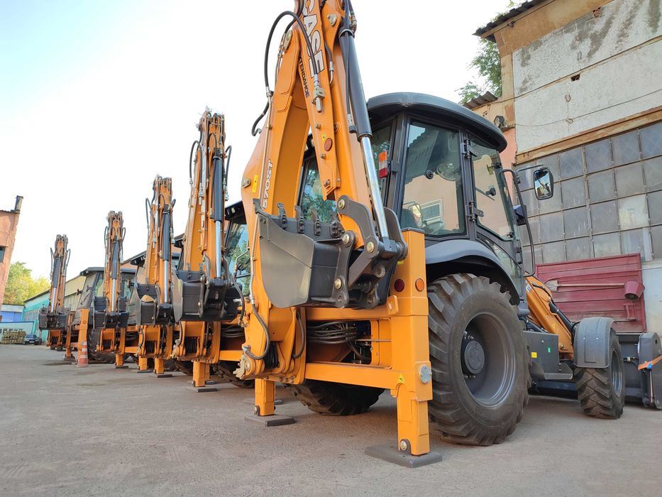 Экскаватор-погрузчик Case 570 SV (Новый)