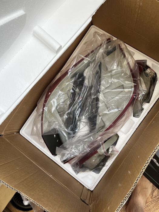 Продам задние фары sonata yf