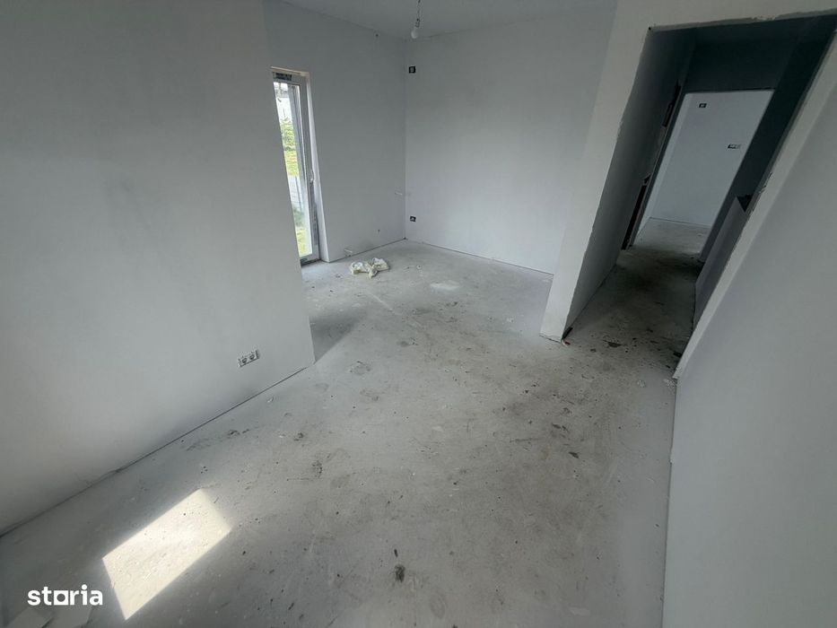 Casa Singulara - 4 Camere, Toate Utilitatile, Teren 400 Mp, Comis 0%