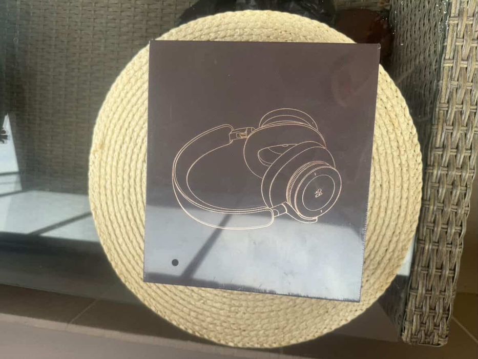 Слушалки H95 BeoPlay неразпечатани