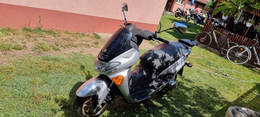 Suzuki Epicuro 125cm³